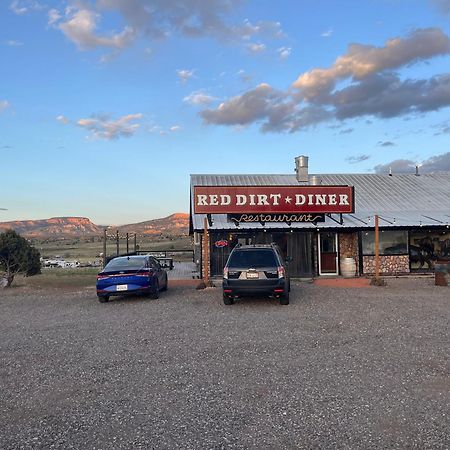 The Riverside Ranch Motel And Rv Park Southern Utah Хатч Экстерьер фото