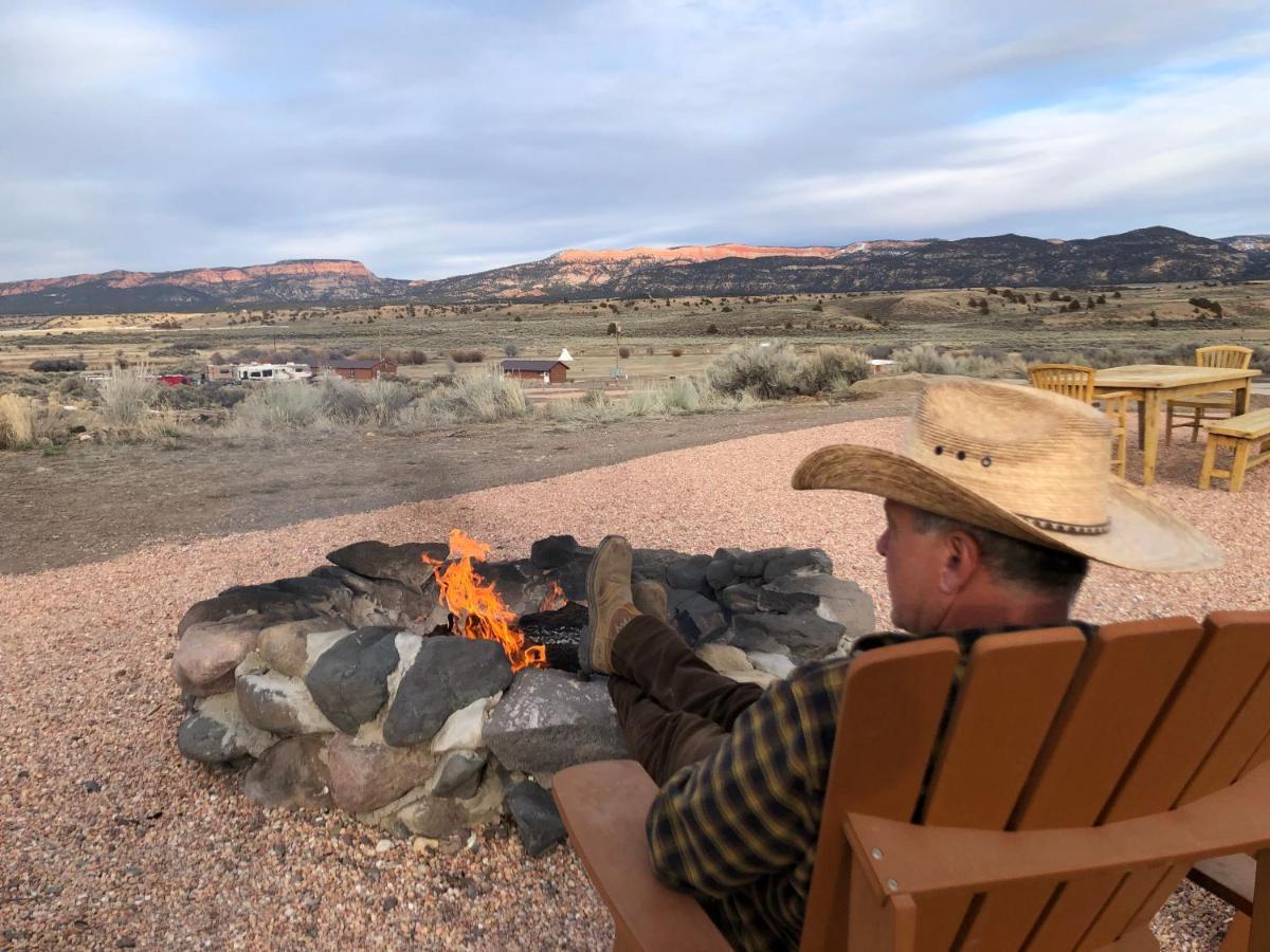 The Riverside Ranch Motel And Rv Park Southern Utah Хатч Экстерьер фото